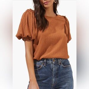 ASTR the Label Cider Orange Bubble Sleeve Top